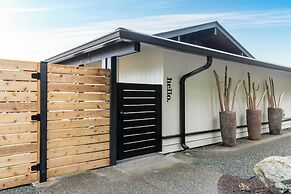 Oceanfront w/ Game Room, Fire Pit, Panoramic Views Angels Landing by A