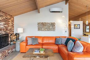 Oceanfront w/ Game Room, Fire Pit, Panoramic Views Angels Landing by A