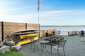 Oceanfront w/ Game Room, Fire Pit, Panoramic Views Angels Landing by A