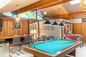 Oceanfront w/ Game Room, Fire Pit, Panoramic Views Angels Landing by A