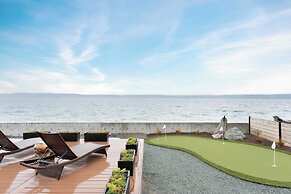 Oceanfront w/ Game Room, Fire Pit, Panoramic Views Angels Landing by A