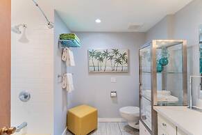 Oceanfront w/ Game Room, Fire Pit, Panoramic Views Angels Landing by A