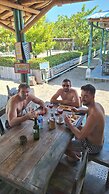 Chevere Beach Cabañas sas