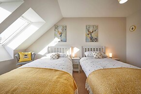 Host Stay Sunflower Cottage