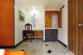 Ding-Dong Hostel