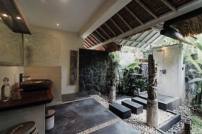 Maylie Bali Villa & Bungalow
