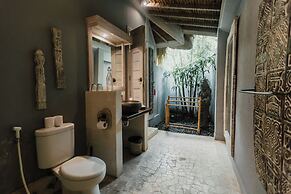 Maylie Bali Villa & Bungalow