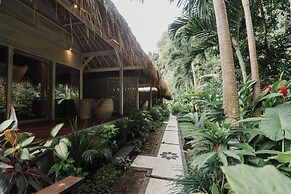 Maylie Bali Villa & Bungalow