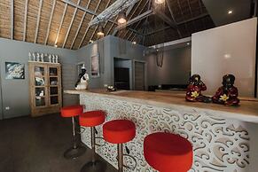 Maylie Bali Villa & Bungalow