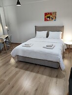 Ulysses Apartments Ermou