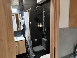 Ulysses Apartments Ermou