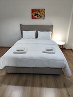 Ulysses Apartments Ermou