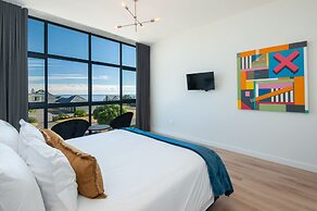 Glow Boutique Suites