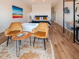Glow Boutique Suites