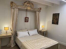 Piccolo Borgo Antico