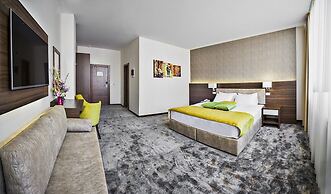 Hotel Marshal