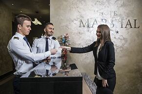 Hotel Marshal