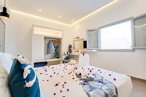 Tiara Suites