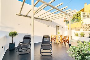 Tiara Suites