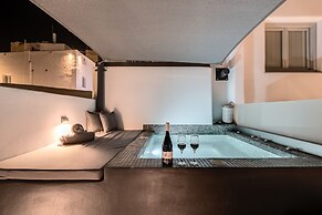 Tiara Suites