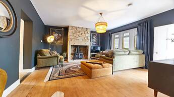 Host Stay Percy Cottage