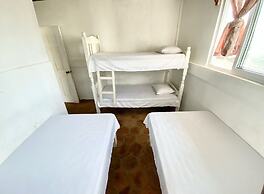 Hostal Playa Azul