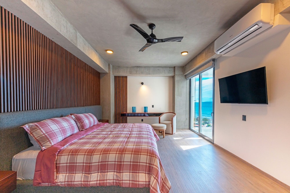 Ancora Punta Mita