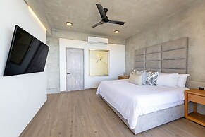 Ancora Punta Mita