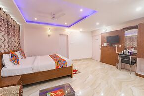 Fabhotel Mega Royal