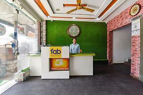 Fabhotel Crystal Inn Ii