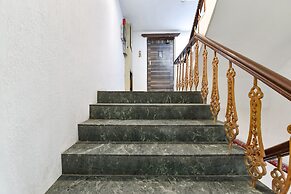 Fabhotel Crystal Inn Ii