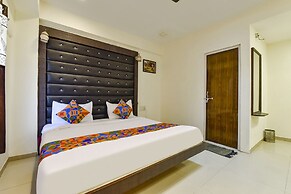 Fabhotel Crystal Inn Ii
