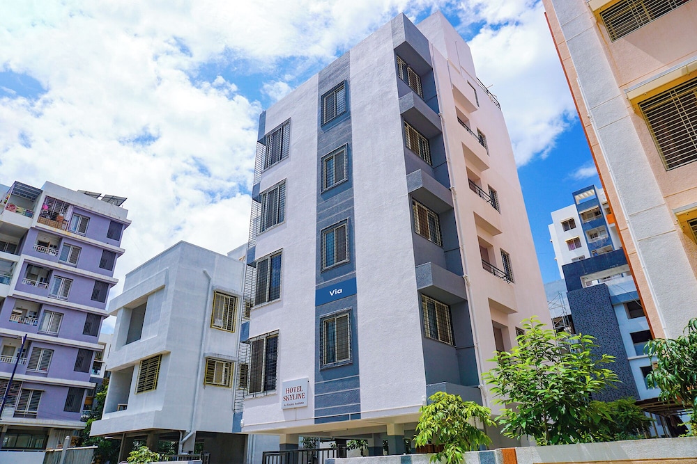Fabhotel Skyline I