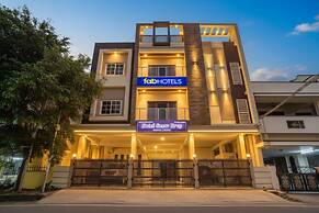 Fabhotel Snow Drop