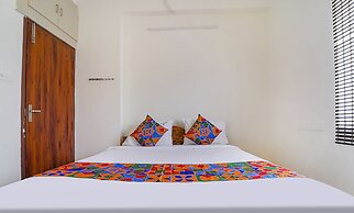 Fabhotel Snow Drop