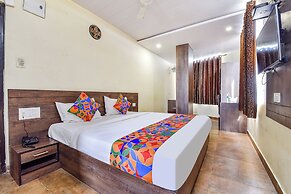 Fabhotel Padmawati Palace