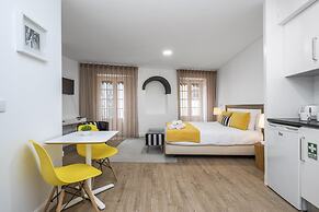 Studios Funchal 104 by Homing