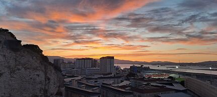 Beautiful Studio in Gibraltar - E1