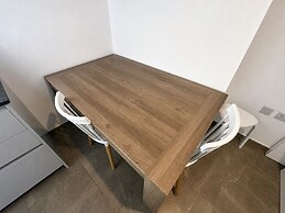 Beautiful Studio in Gibraltar - E1